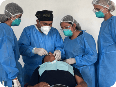 Best Extracurriculars for Dental School Applicants