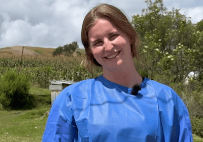 Clara's volunteer testimonial and her search for purpose with Smiles Movement